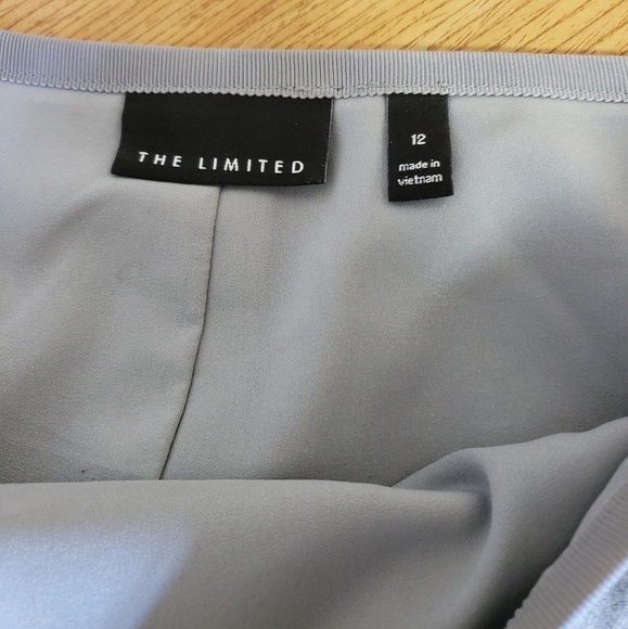 WOMENS SIZE 12, LIGHT GREY LIMITED PENCIL SKIRT - Picture 3 of 8